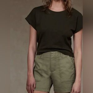 Banana Republic Chino Shorts in Desert Thyme Size 2